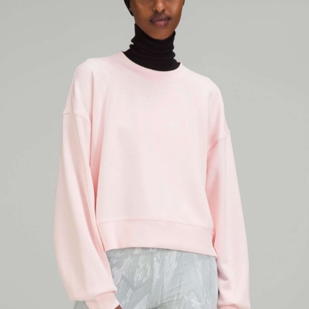 Lululemon Perfectly Oversized Cropped Crew Softstreme Strawberry Milksha…